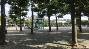 Vrijthof in Maastricht bei sonnigem Wetter