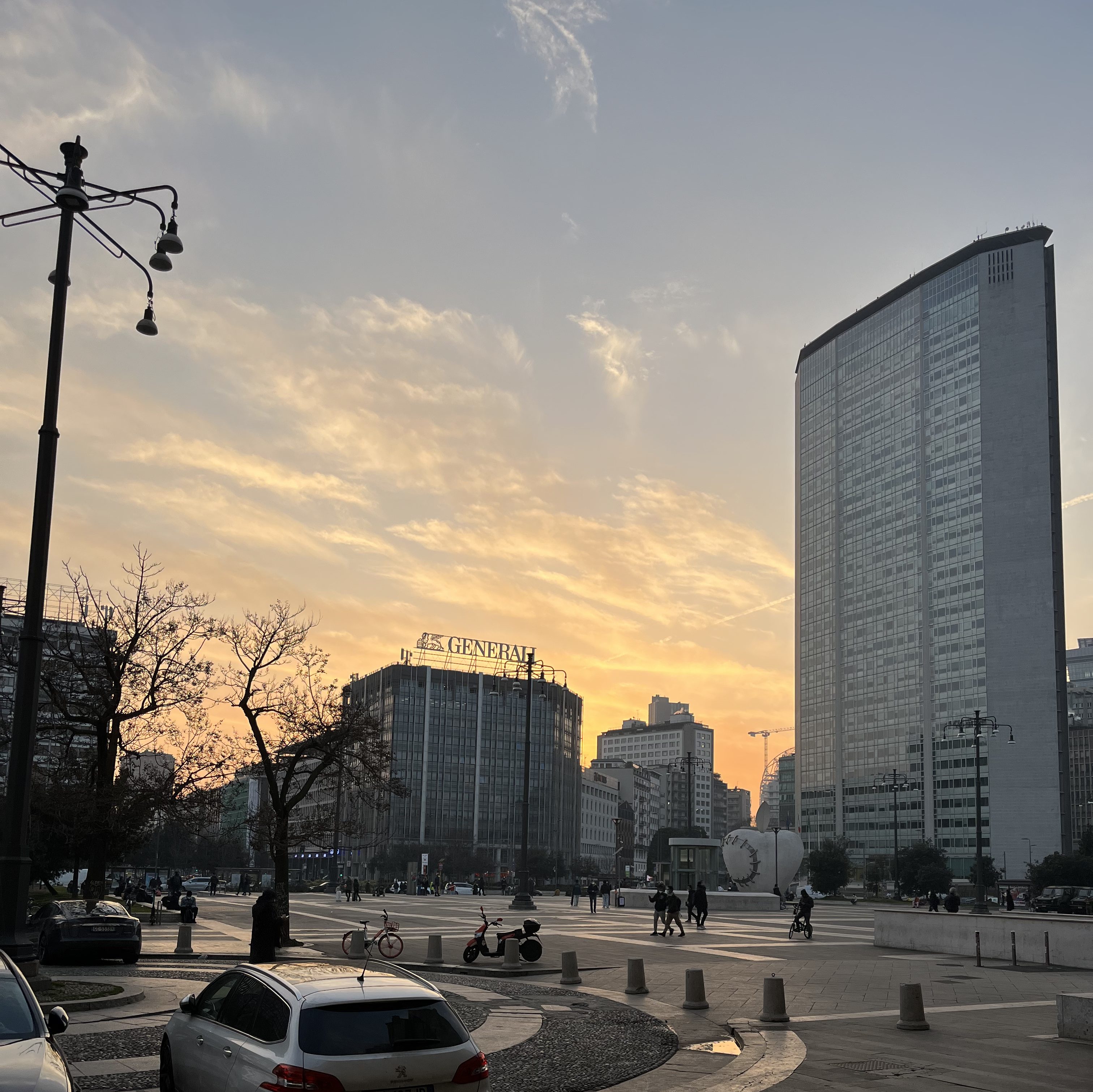 Foto der Gebäude vor Milano Centrale