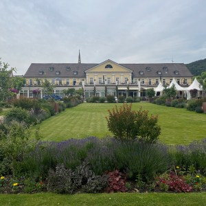 Blick auf das wachende Auge der Spielbank in Bad Dürkheim